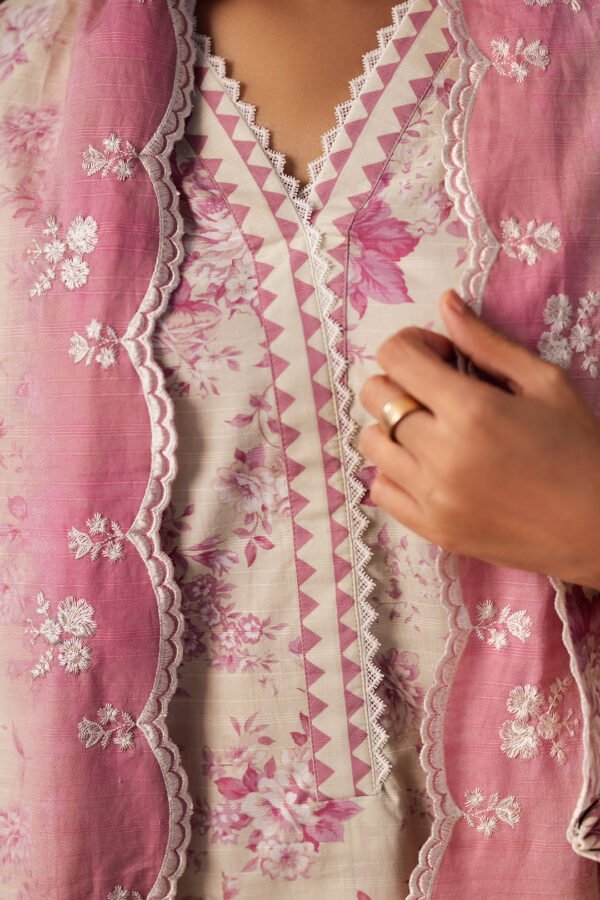 Zellbury Embroidered Shirt Shalwar Dupatta - Image 5